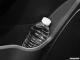  Cup holder prop (tertiary) photo
